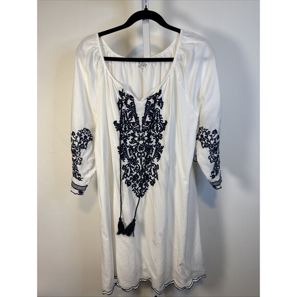 Chic Connection Dresses & Skirts - Chic Connection Embroidered Lined Dress/Tunic Sz XL Boho Hippie Artsy White/Blue